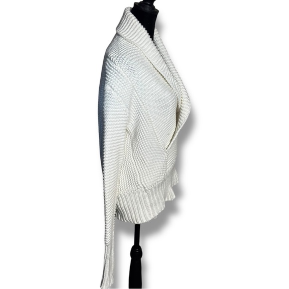 American Eagle Outfitters White/Ivory Long Sleeve Cozy Warm Cowl Neck Sweater - Picture 4 of 16